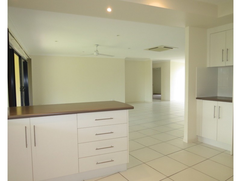 16 Fairway Drive, Bowen QLD 4805