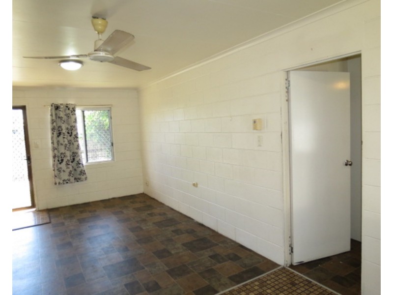 3/89 Powell Street, Bowen QLD 4805