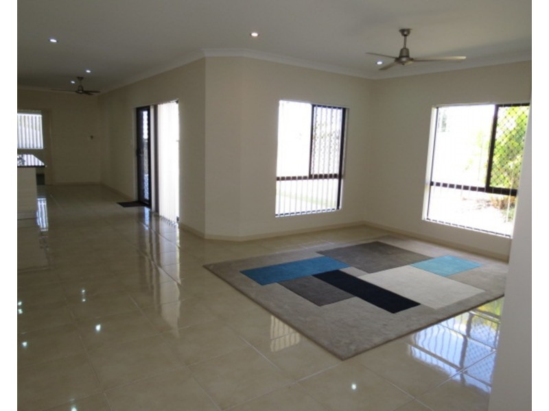 3 Sunshine Court, Bowen QLD 4805