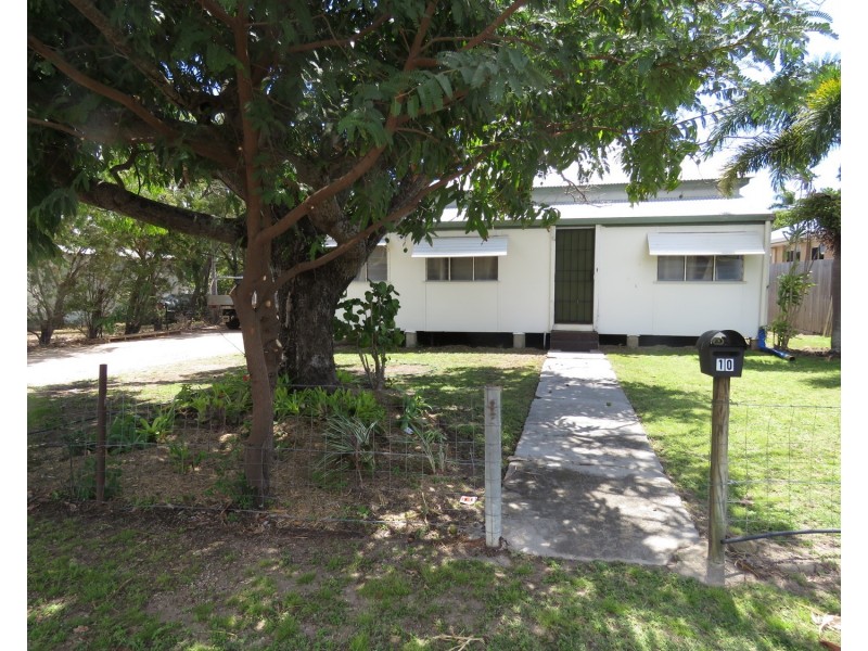 10 Johnston Street, Bowen QLD 4805