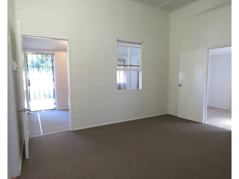 10 Johnston Street, Bowen QLD 4805