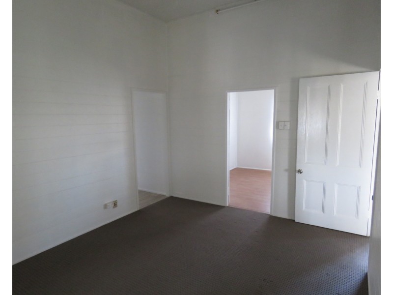 10 Johnston Street, Bowen QLD 4805