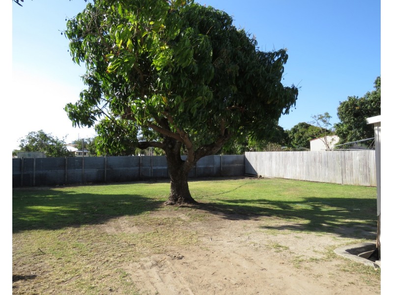 10 Johnston Street, Bowen QLD 4805