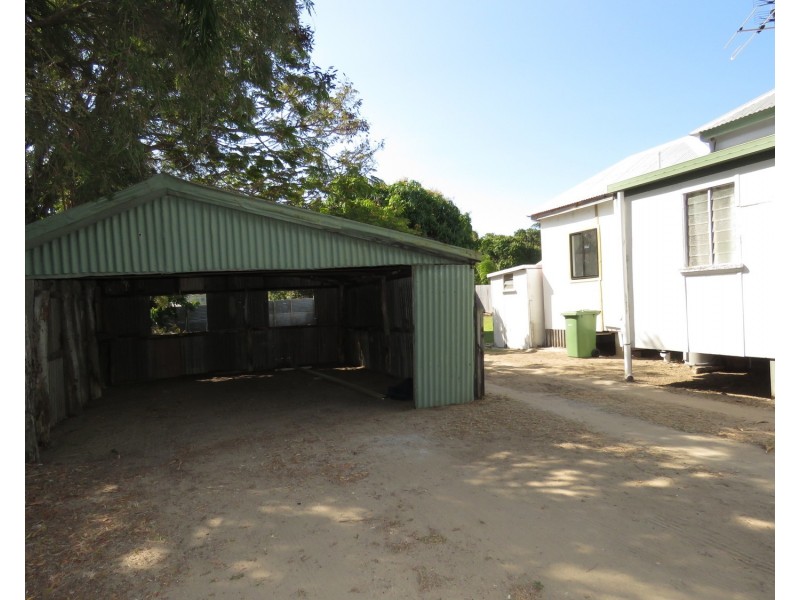 10 Johnston Street, Bowen QLD 4805