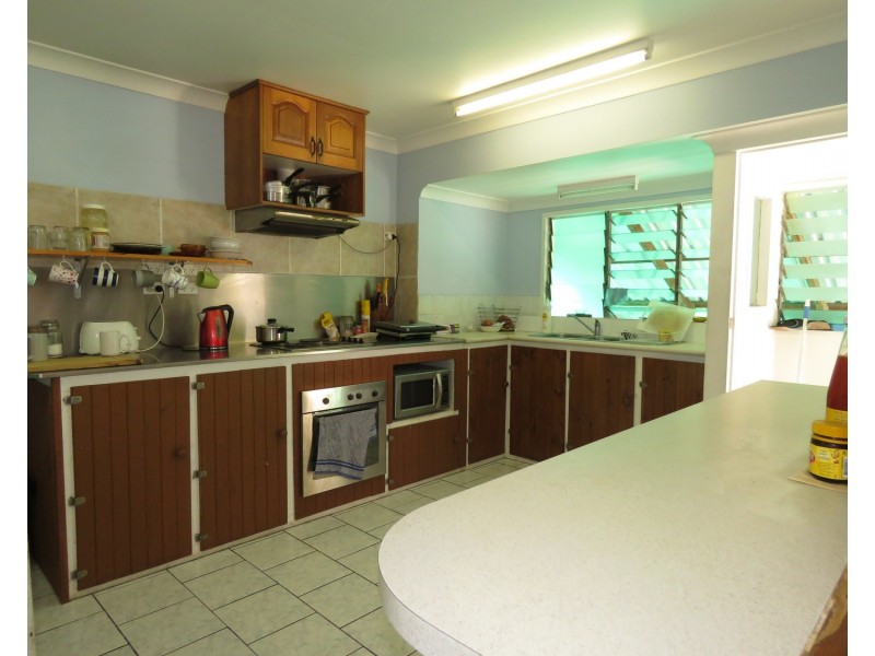 76 Powell Street, Bowen QLD 4805