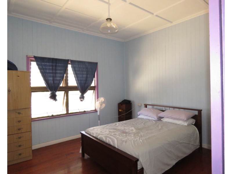 76 Powell Street, Bowen QLD 4805