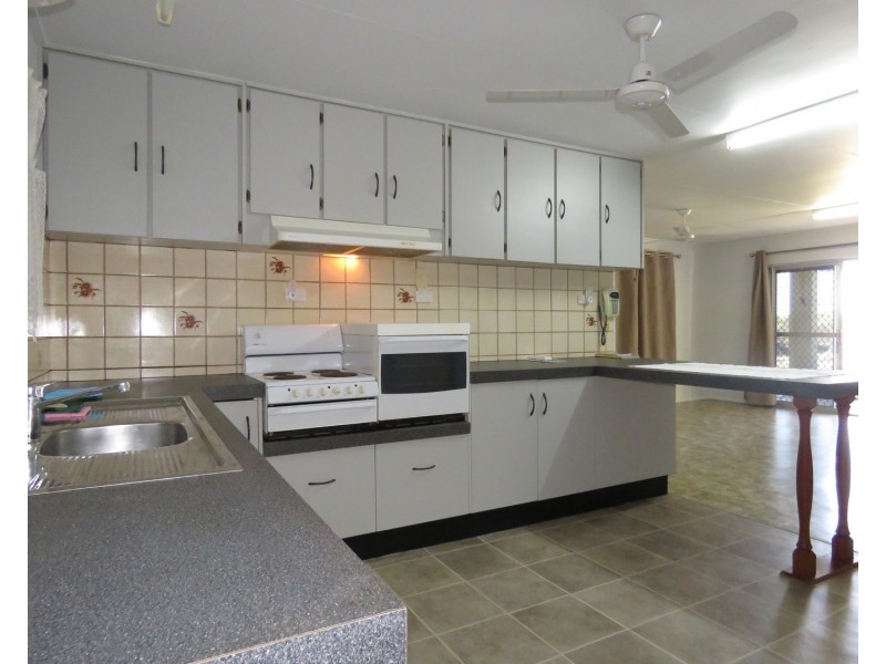 72 Gloucester Street, Bowen QLD 4805