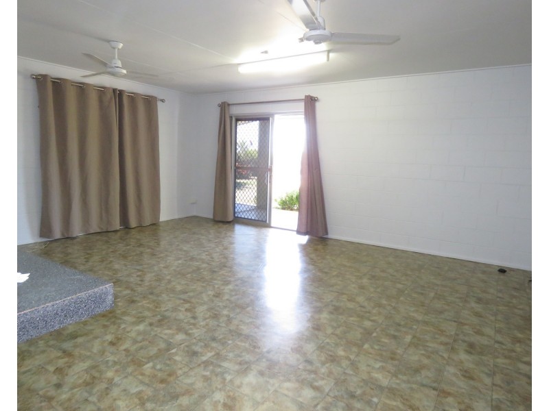 72 Gloucester Street, Bowen QLD 4805