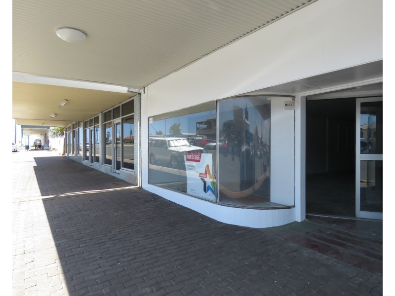 1/39 Powell Street, Bowen QLD 4805