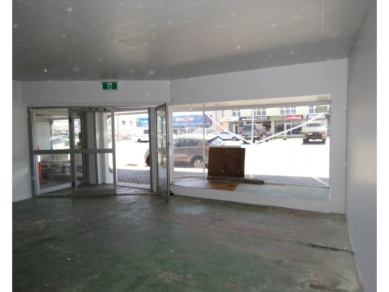 1/39 Powell Street, Bowen QLD 4805