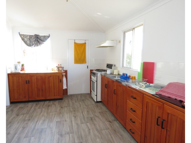 6 George Street, Bowen QLD 4805