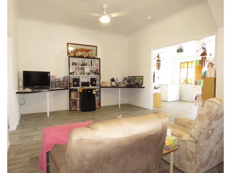 6 George Street, Bowen QLD 4805