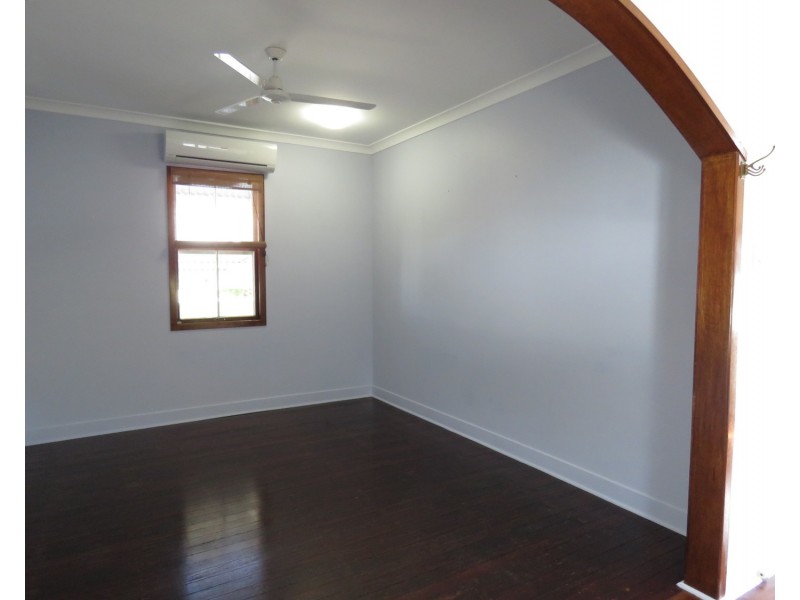 21 Gilbert Street, Bowen QLD 4805