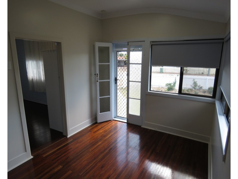 21 Gilbert Street, Bowen QLD 4805