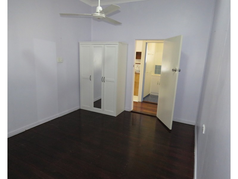 21 Gilbert Street, Bowen QLD 4805