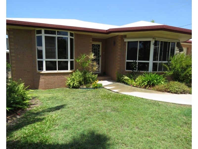 73 Gordon Street, Bowen QLD 4805