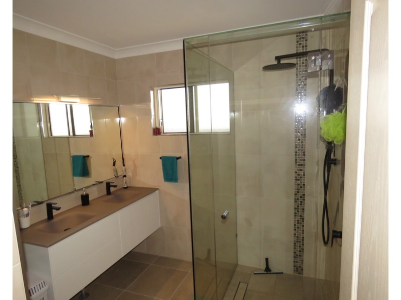 73 Gordon Street, Bowen QLD 4805