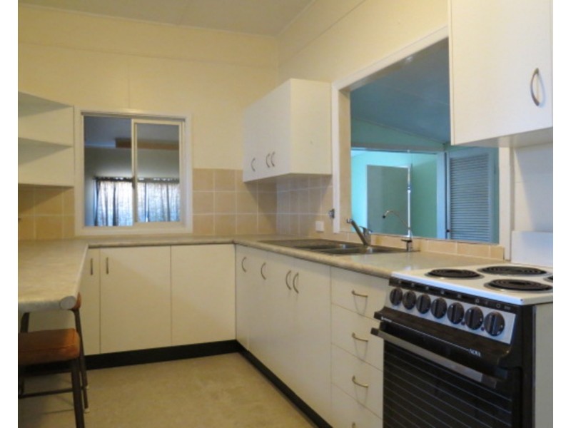 79 Tollington Road, Bowen QLD 4805