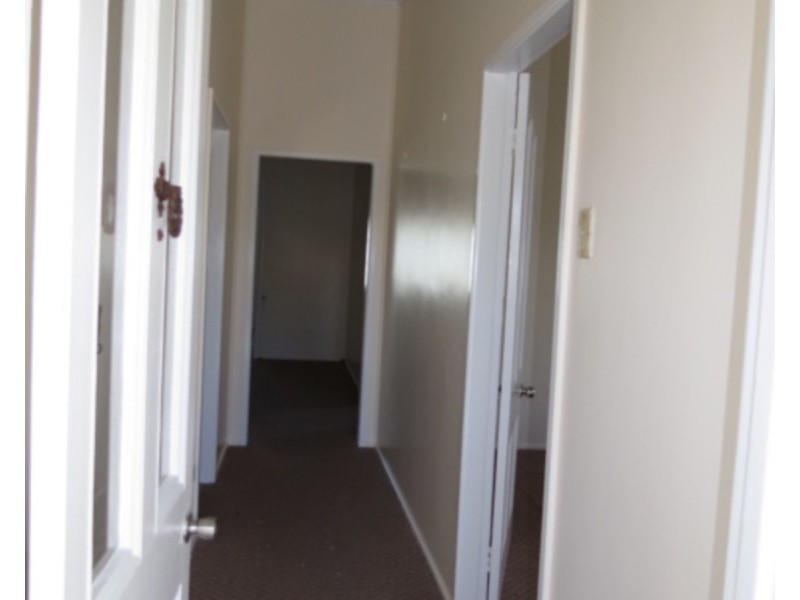 19 Powell Street, Bowen QLD 4805