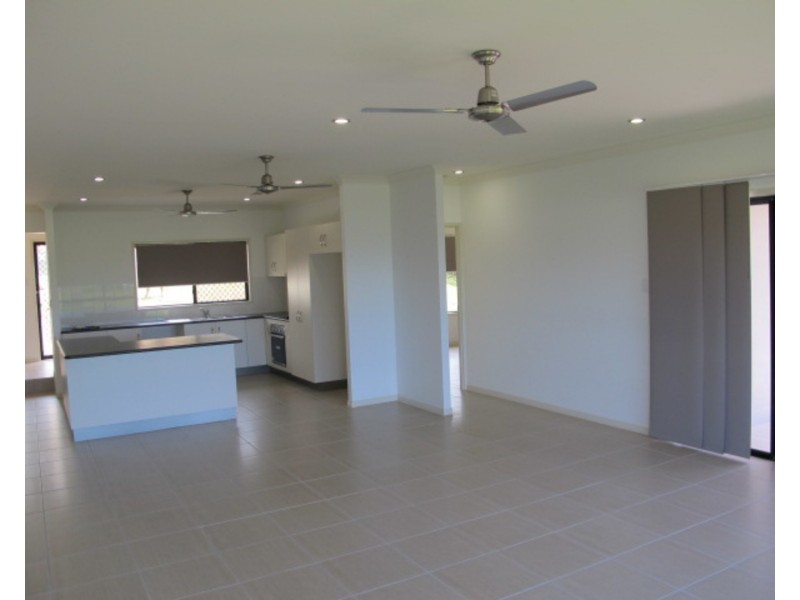 9 Yardley Court, Bowen QLD 4805