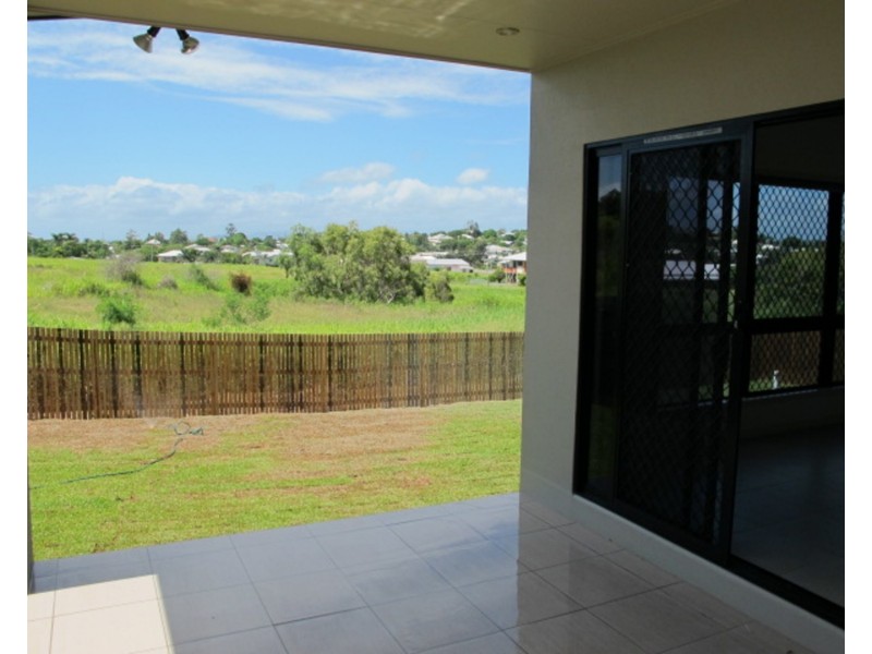 9 Yardley Court, Bowen QLD 4805
