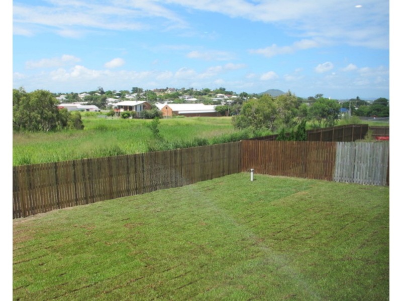 9 Yardley Court, Bowen QLD 4805