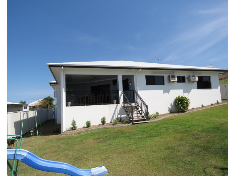18 Reynolds Street, Bowen QLD 4805