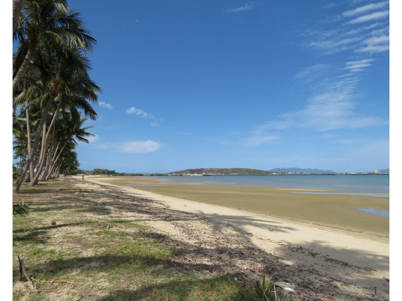 23 Thomas Street, Bowen QLD 4805