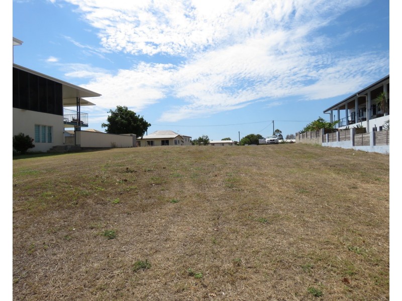 23 Thomas Street, Bowen QLD 4805