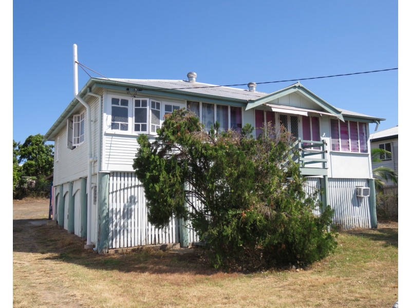 27 Livingstone Street, Bowen QLD 4805