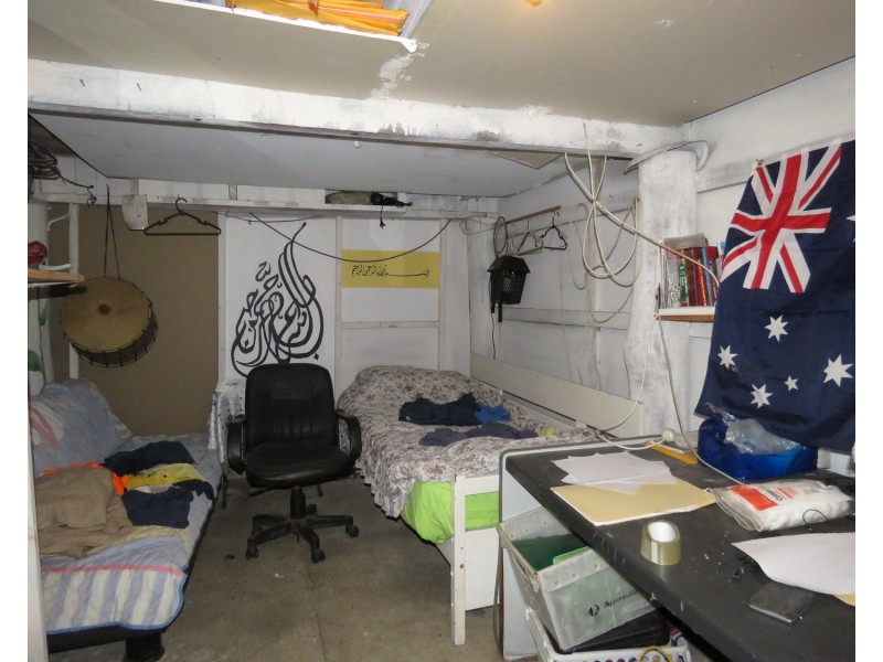 27 Livingstone Street, Bowen QLD 4805