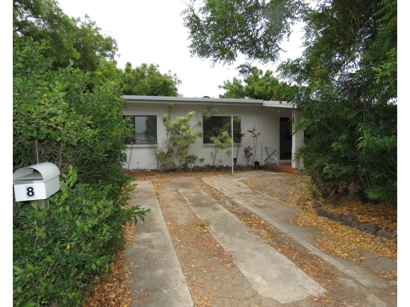8 Dalrymple Street, Bowen QLD 4805