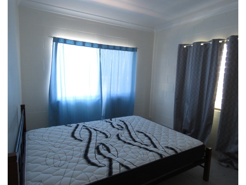 1/10 Poinciana Drive, Bowen QLD 4805