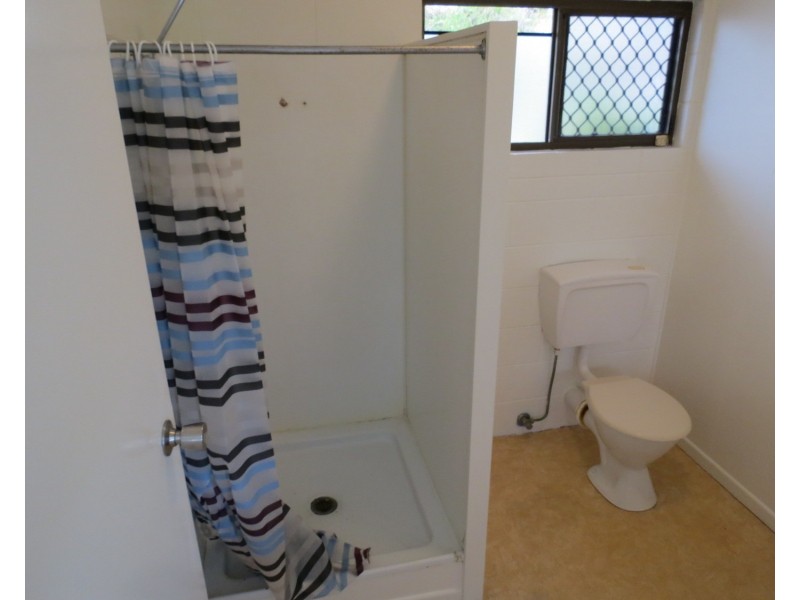 1/10 Poinciana Drive, Bowen QLD 4805