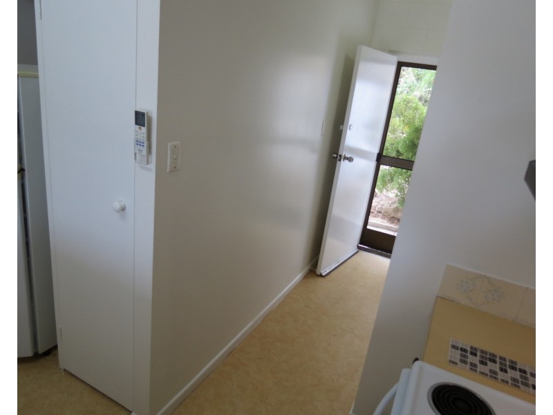 1/10 Poinciana Drive, Bowen QLD 4805