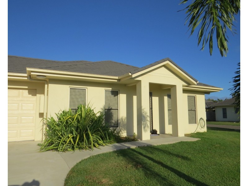 33 Seabreeze Crescent, Bowen QLD 4805