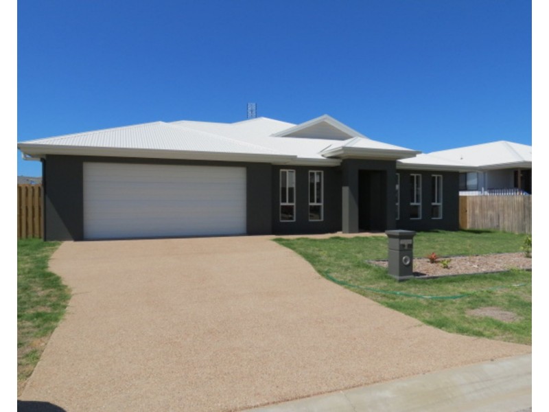 6 Baker Street, Bowen QLD 4805