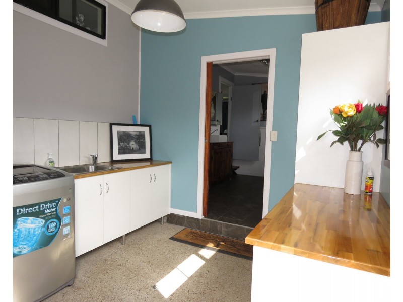 12 Daniel Street, Bowen QLD 4805