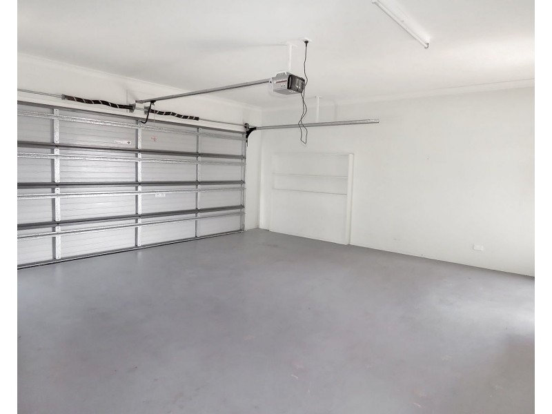 13 Sunshine Court, Bowen QLD 4805