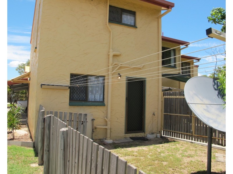 8/2A Powell Street, Bowen QLD 4805