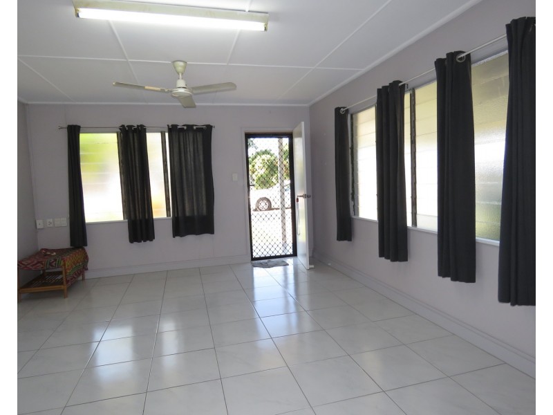 6 Webster Street, Bowen QLD 4805