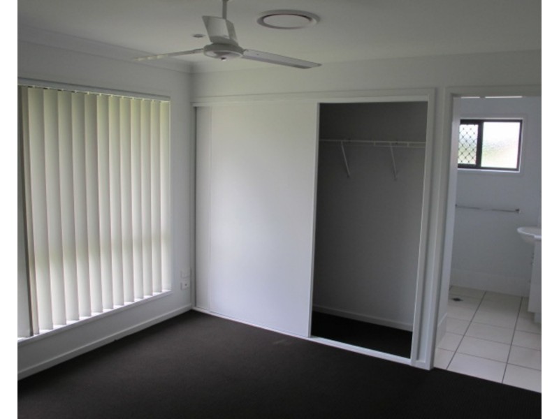 1/42 Stuart Tooth Drive, Bowen QLD 4805