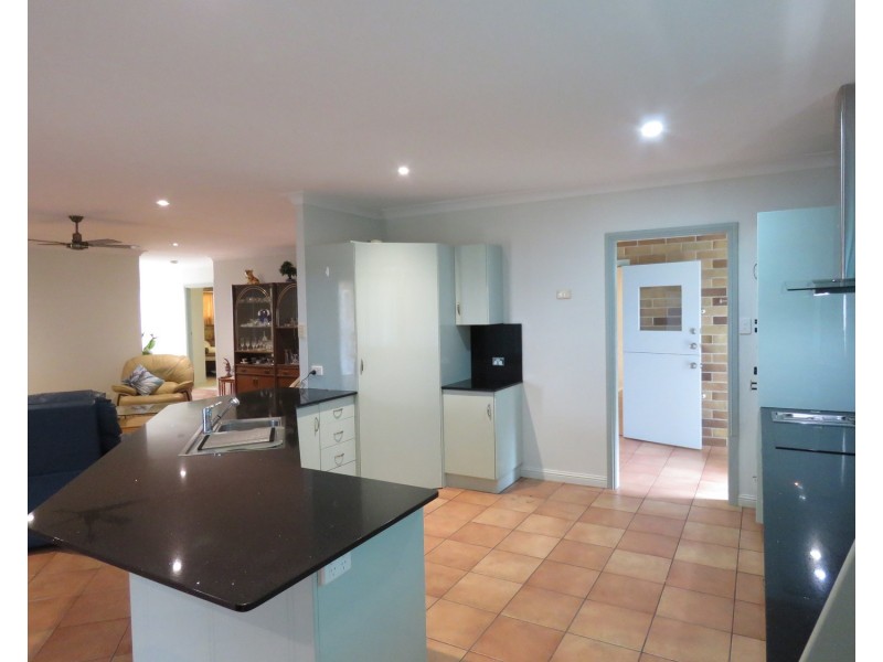 33 Elphinstone Street, Bowen QLD 4805