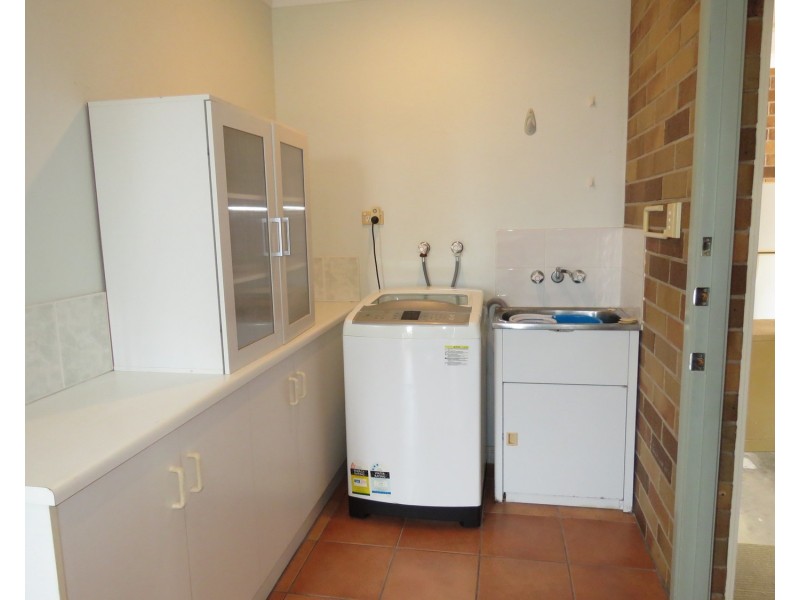 33 Elphinstone Street, Bowen QLD 4805