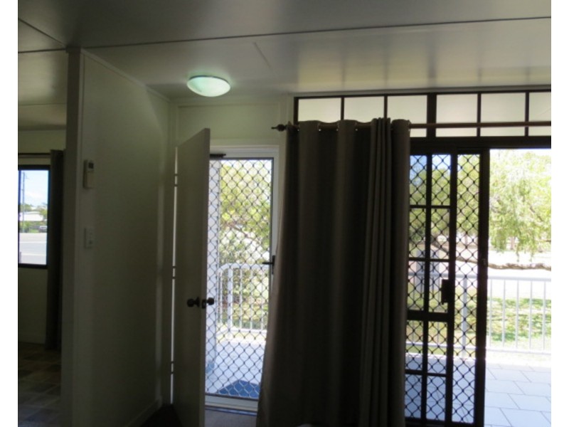 119 Gregory Street, Bowen QLD 4805