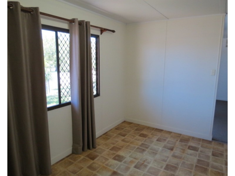 119 Gregory Street, Bowen QLD 4805