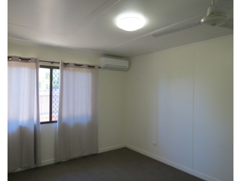 119 Gregory Street, Bowen QLD 4805