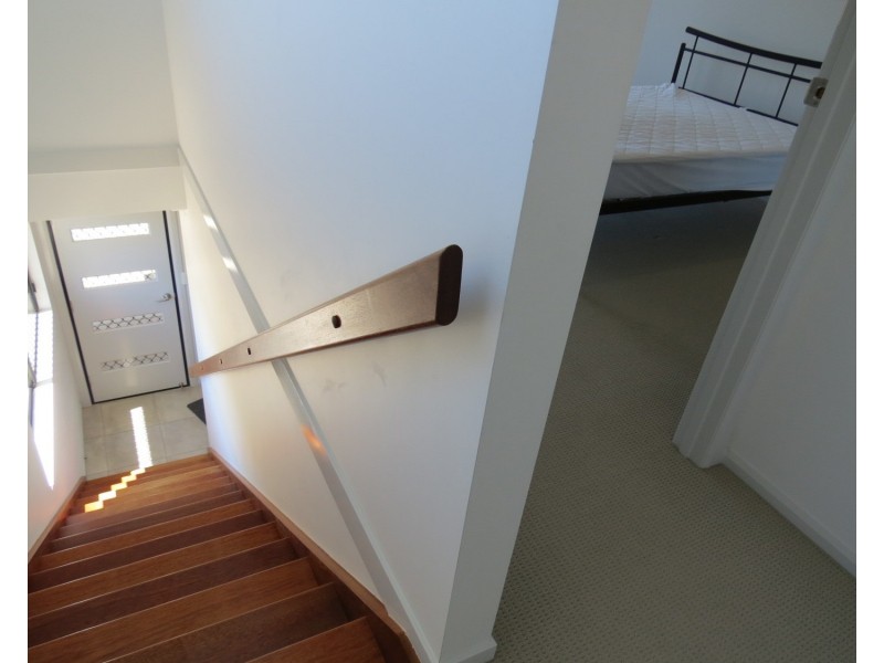 1/9 Gordon Street, Bowen QLD 4805