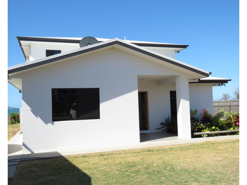 10 Bayside Court, Bowen QLD 4805