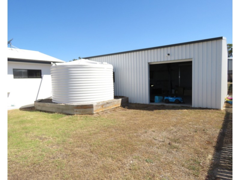 10 Bayside Court, Bowen QLD 4805